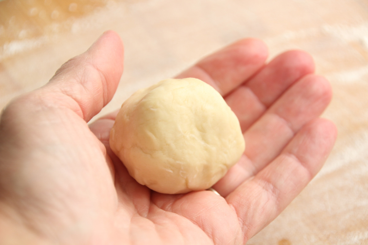 A ball of dough.